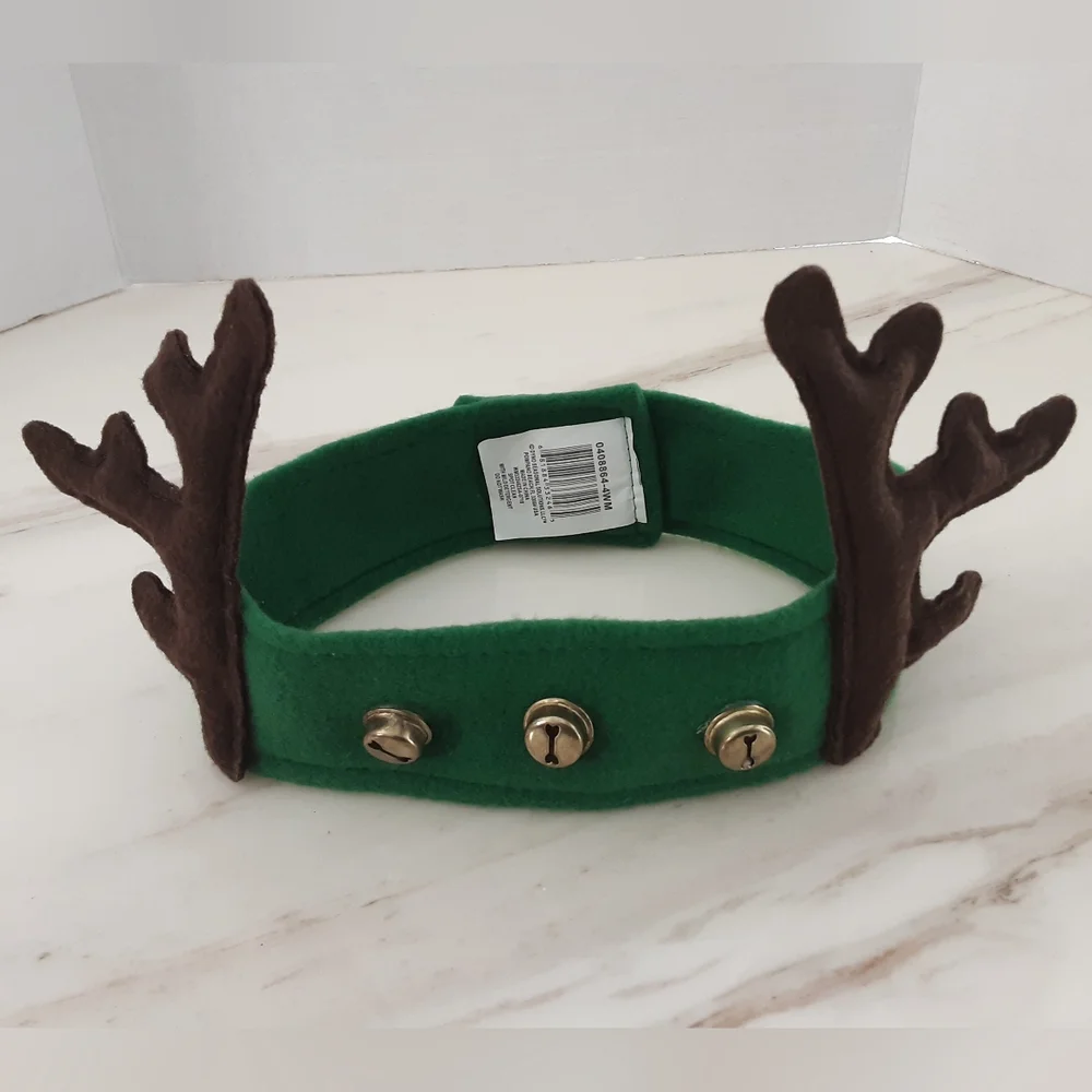 4 Piece Christmas Bundle Handy Things Tree Stand Cardinal Cup Reindeer Stockings